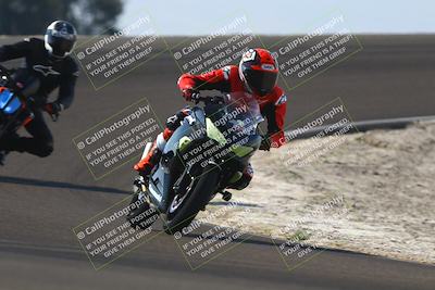 media/Nov-02-2025-Lets Ride (Sun) [[f7a3caa734]]/B Group/1220pm (Turn 2 Outside)/